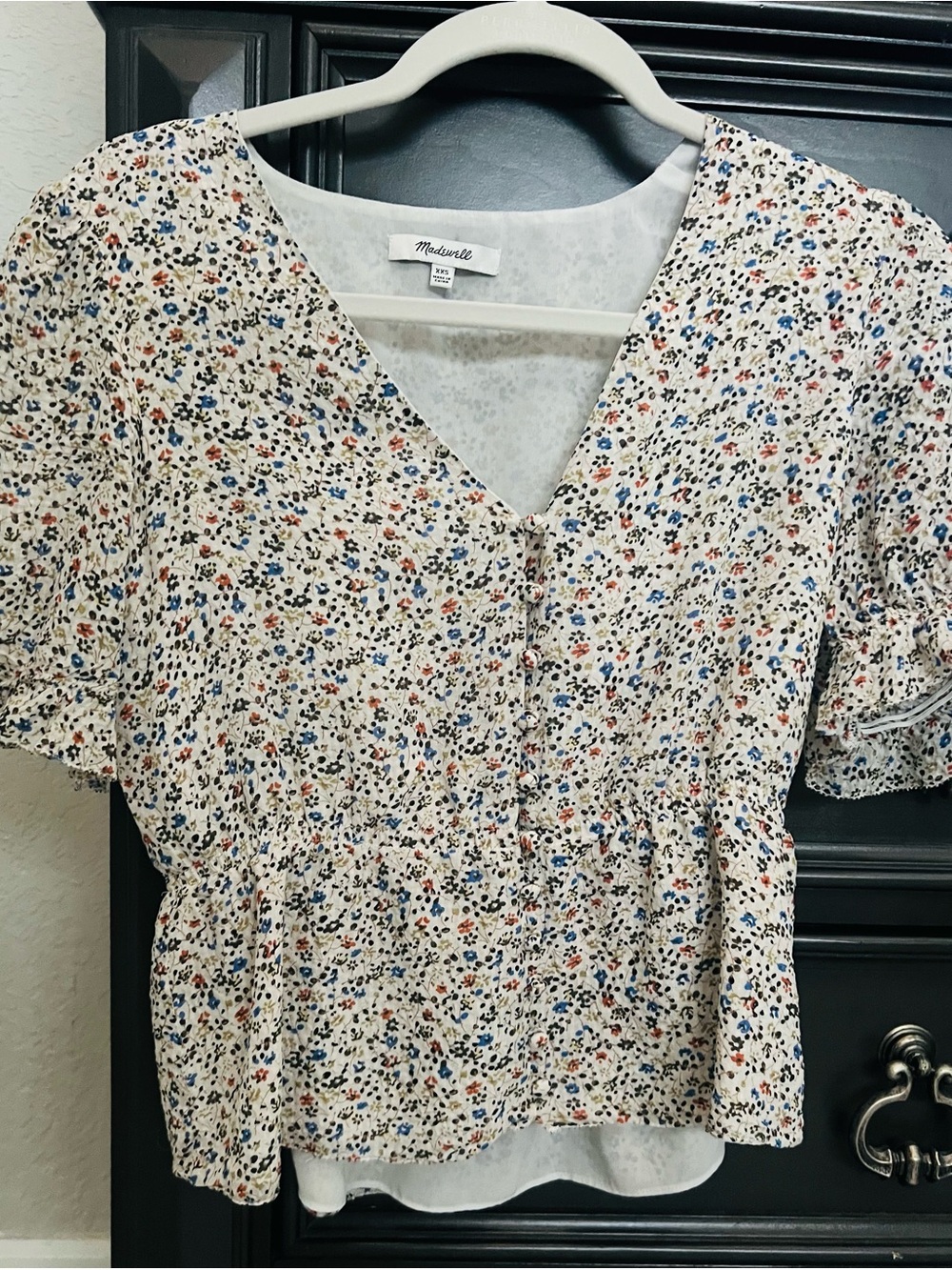 Madewell Cream Floral V-Neck Button Peplum Top